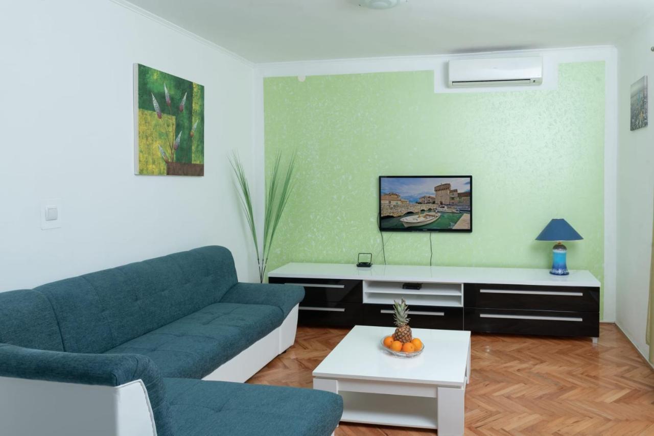 Apartment Tanja Kaštela Exteriör bild