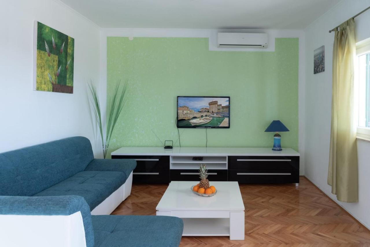 Apartment Tanja Kaštela Exteriör bild
