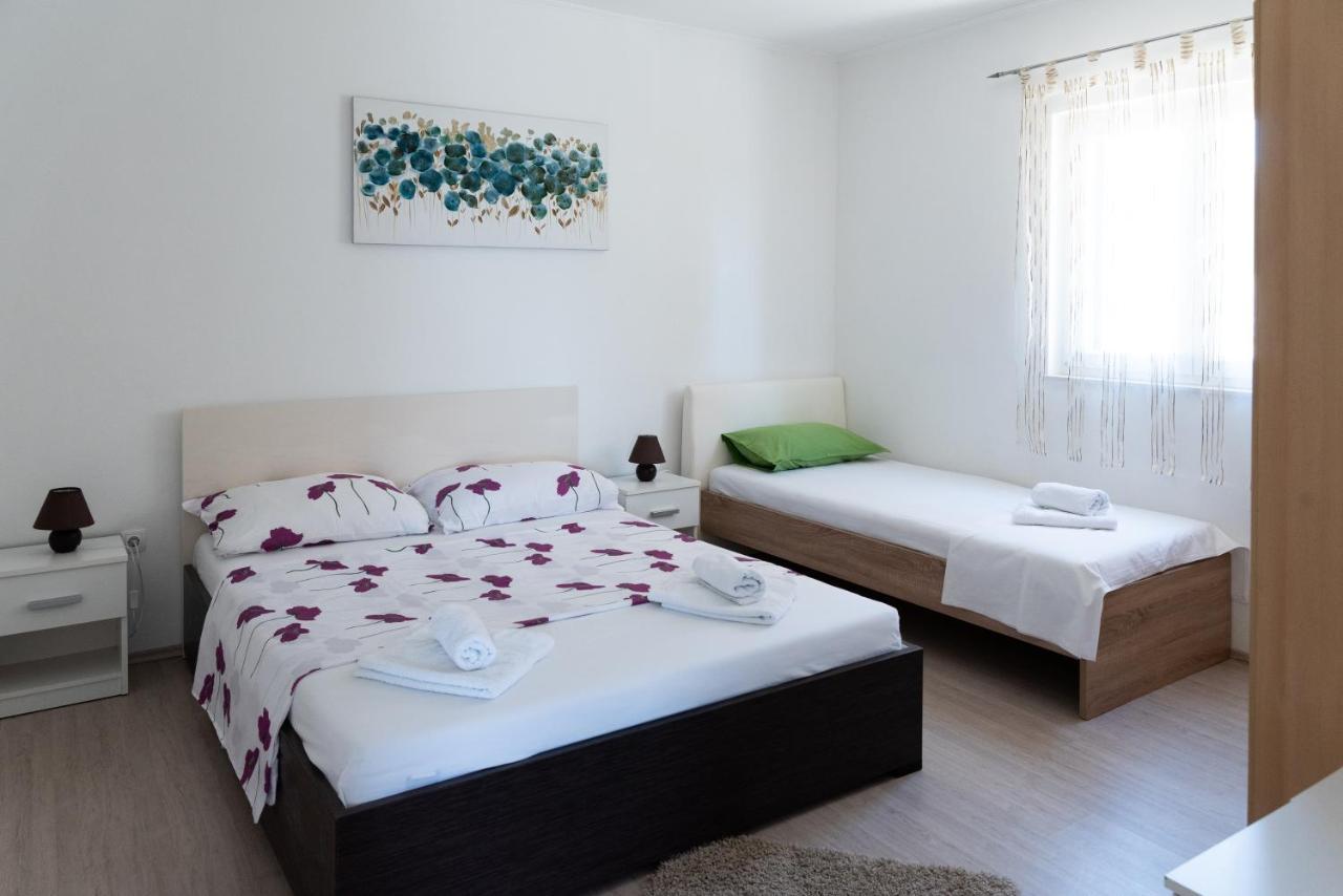 Apartment Tanja Kaštela Exteriör bild